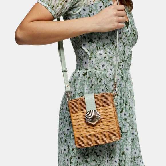 Topshop Shell Wicker Crossbody Bag NWT - Picture 4 of 12
